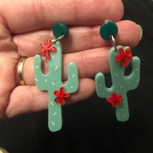 Erstwilder Prickly Pear earrings (NIB)